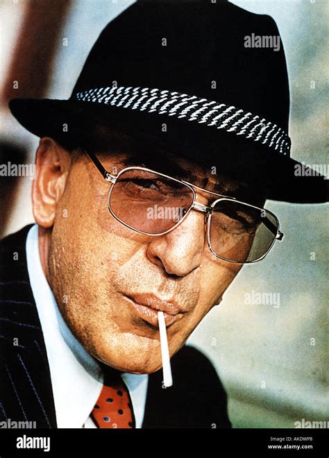  Kojak: Yksikkörikos New Yorkissa ja Telly Savalas’in ikonieita